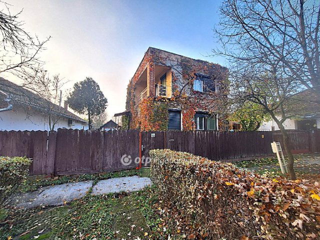 Eladó családi ház, Vésztőn 28.3 M Ft, 2+1 szobás