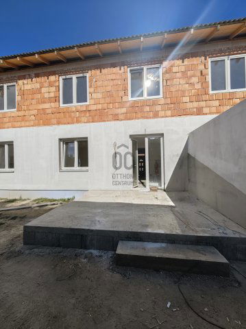 Eladó sorház, Szigetszentmártonban 69.9 M Ft, 5 szobás