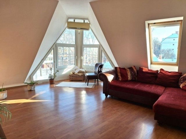 Eladó téglalakás, Kecskeméten 69.5 M Ft, 3 szobás