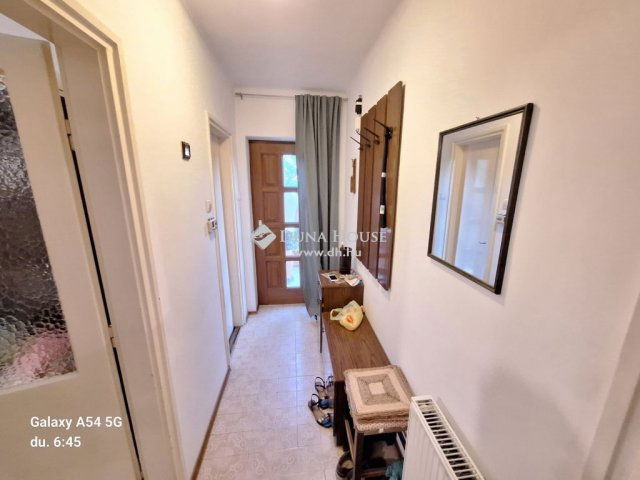Eladó családi ház, Villányban 68 M Ft, 4 szobás