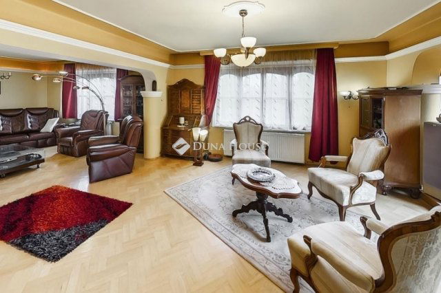 Eladó családi ház, Kecskeméten 119 M Ft, 6 szobás