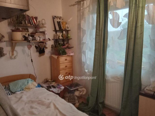 Eladó családi ház, Érden 69.9 M Ft, 4 szobás