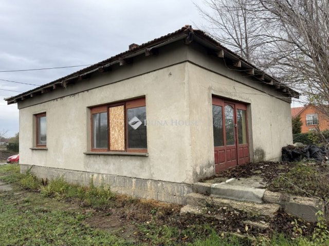 Eladó családi ház, Tápiószelén 21.5 M Ft, 3 szobás