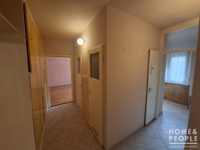 Eladó téglalakás, Szegeden 51.55 M Ft, 2 szobás