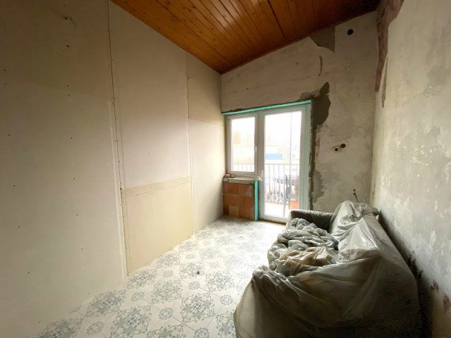 Eladó téglalakás, Kiskunhalason 29.9 M Ft, 2 szobás