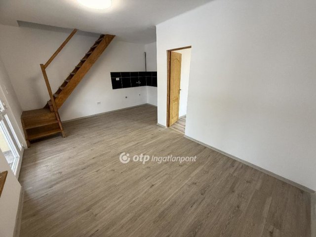 Eladó nyaraló, Tiszakécskén 55 M Ft, 2 szobás