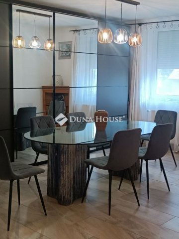 Eladó családi ház, Ráckevén 125 M Ft, 4 szobás