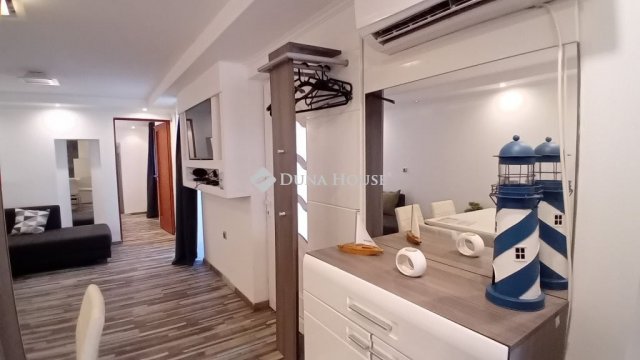 Eladó családi ház, Siófokon 45.5 M Ft, 3 szobás