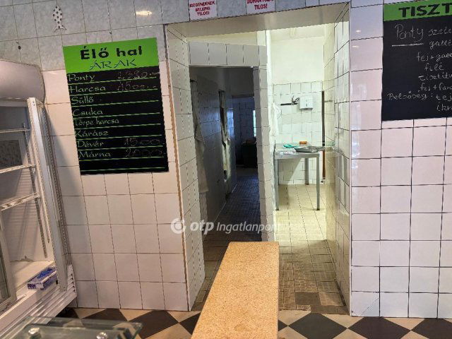 Eladó üzlethelyiség, Mohácson 115 M Ft / költözzbe.hu