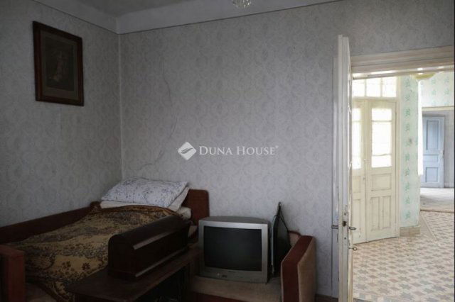 Eladó családi ház, Kapuváron 46.9 M Ft, 3 szobás