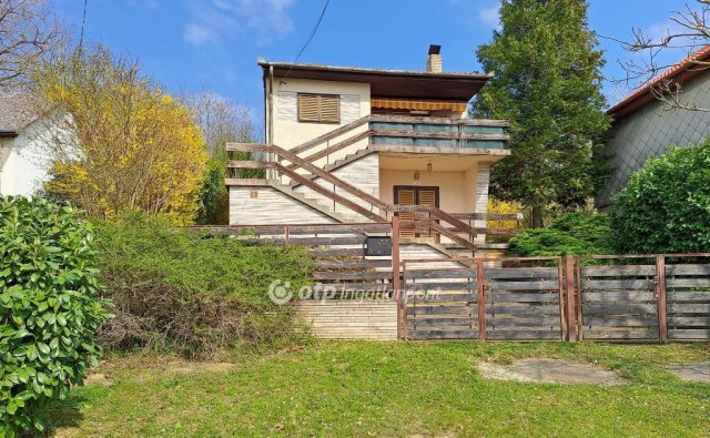 Eladó nyaraló, Keszthelyen 48.9 M Ft, 2+2 szobás