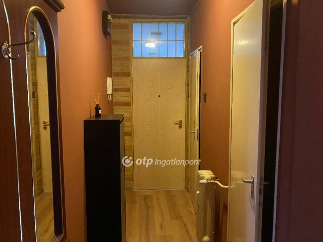 Kiadó panellakás, albérlet, Balassagyarmaton 120 E Ft / hó