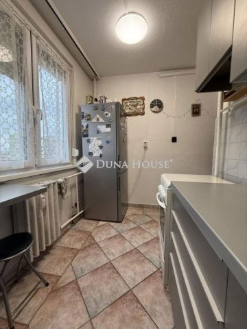 Eladó panellakás, Budapesten, XVIII. kerületben 68 M Ft, 2 szobás