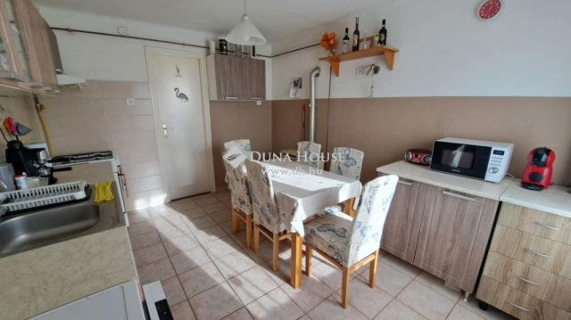 Eladó családi ház, Tiszakécskén 28.9 M Ft, 3 szobás