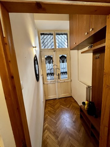 Kiadó téglalakás, albérlet, VI. kerületben, Vörösmarty utcában