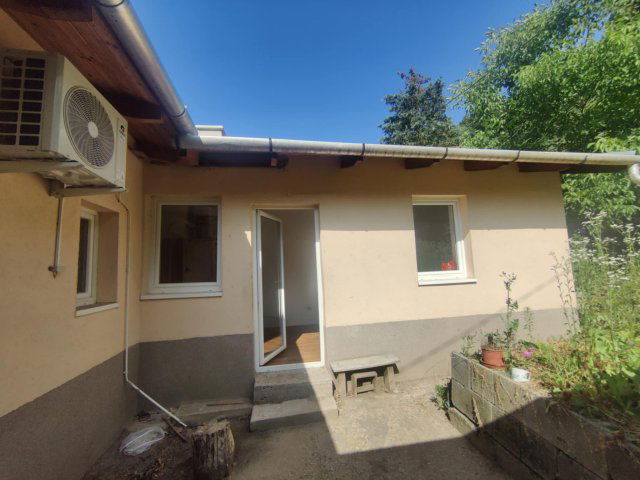 Eladó sorház, Esztergomban 32.99 M Ft / költözzbe.hu