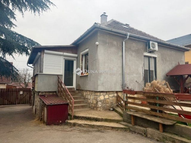 Eladó családi ház, Érden 86.9 M Ft, 4 szobás