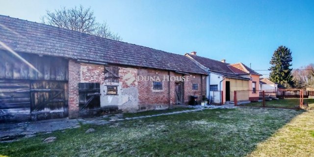 Eladó családi ház, Szentán 16.99 M Ft, 3 szobás