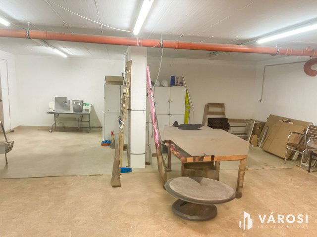 Eladó ipari ingatlan, Szombathelyen 13.2 M Ft