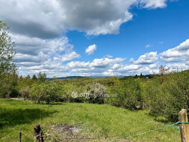 Eladó nyaraló, Egerben 6.9 M Ft, 1 szobás / költözzbe.hu