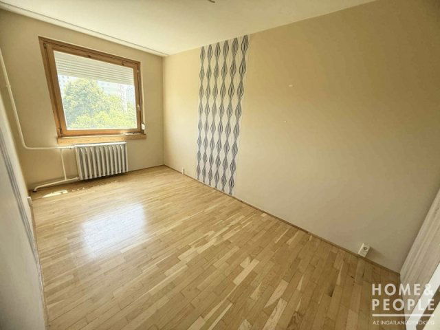 Eladó téglalakás, Szegeden 41.999 M Ft, 2 szobás