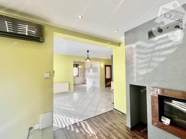 Eladó családi ház, Kecskeméten 80 M Ft, 3 szobás