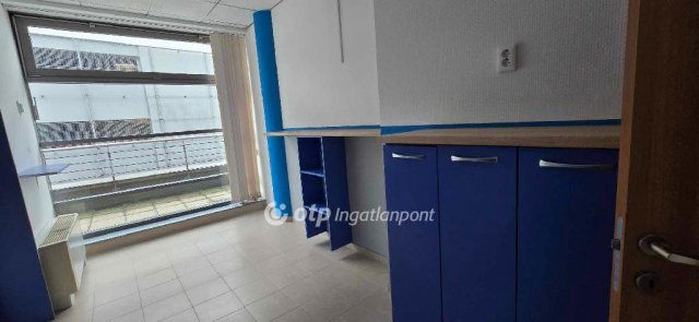 Kiadó iroda, Debrecenben 2000 E Ft / hó / költözzbe.hu