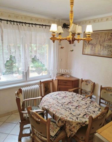 Eladó téglalakás, Vácon 89 M Ft, 4 szobás