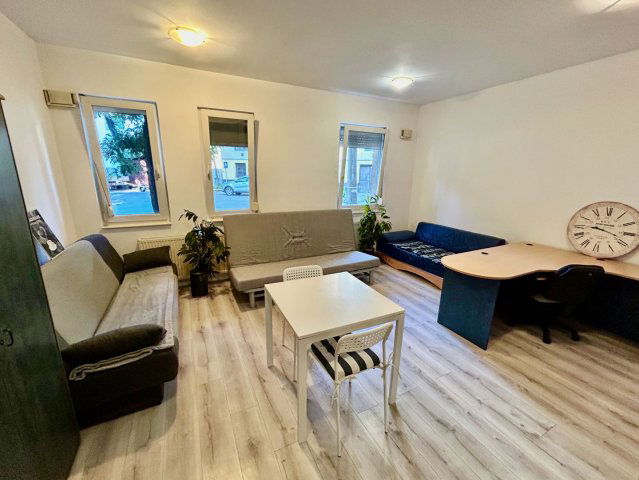 Kiadó téglalakás, albérlet, Debrecenben 160 E Ft / hó, 1 szobás