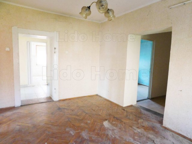 Eladó családi ház, Dombóváron 19.6 M Ft, 9+1 szobás