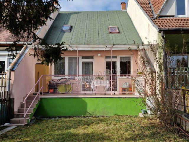 Eladó sorház, Egerben 59.9 M Ft, 4 szobás / költözzbe.hu