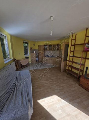 Kiadó téglalakás, albérlet, Szegeden 135 E Ft / hó, 2 szobás
