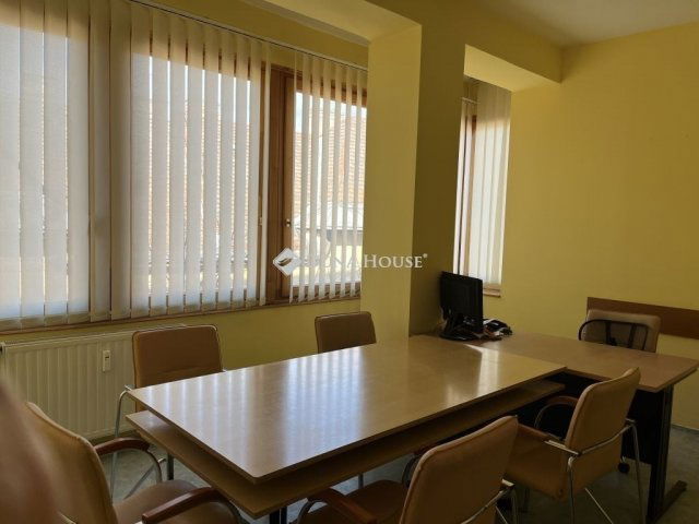 Eladó iroda, Szegeden 29.464 M Ft / költözzbe.hu