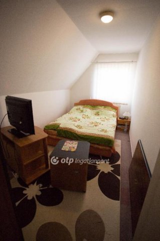 Eladó családi ház, Szűcsin 25 M Ft, 3+2 szobás