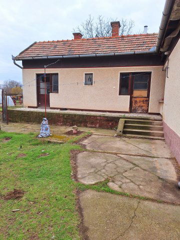 Eladó családi ház, Farmoson 21.5 M Ft, 3 szobás