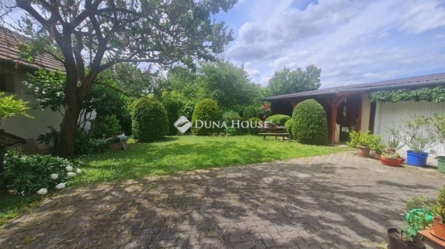 Eladó családi ház, Zalaegerszegen 110 M Ft, 6 szobás