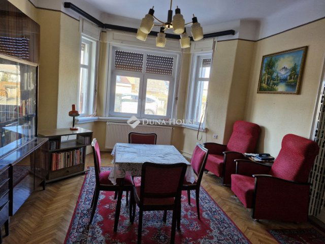 Eladó családi ház, Pomázon, Szőlőtelep utcában 87 M Ft