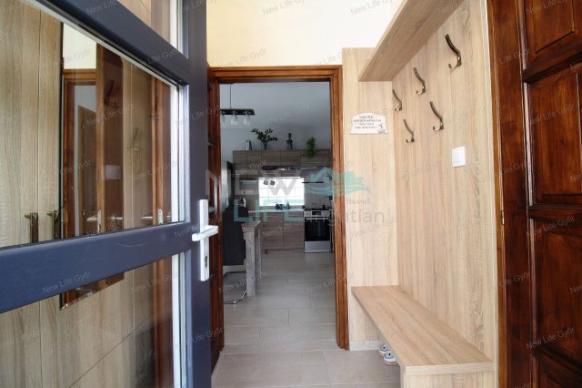 Eladó családi ház, Győrladaméren 89 M Ft, 3 szobás