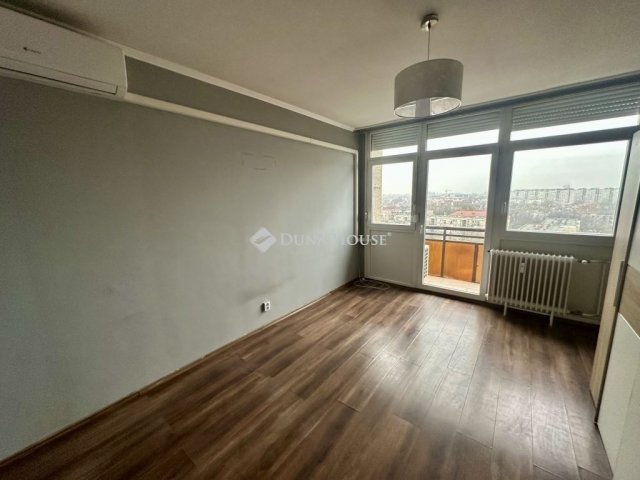 Eladó panellakás, Debrecenben 58 M Ft, 3 szobás