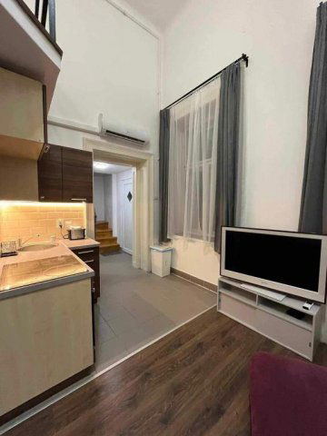 Eladó téglalakás, Budapesten, VI. kerületben 79.9 M Ft