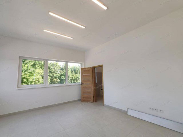 Kiadó ipari ingatlan, Nyíregyházán 594 E Ft / hó