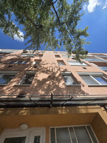 Eladó téglalakás, Gyöngyösön 32 M Ft, 2 szobás