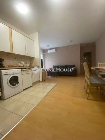 Eladó téglalakás, Budapesten, XVIII. kerületben 82.5 M Ft