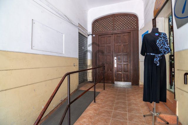 Eladó téglalakás, Budapesten, VI. kerületben 93.5 M Ft, 3 szobás