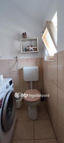 Eladó családi ház, Pápán 17.5 M Ft, 2+1 szobás