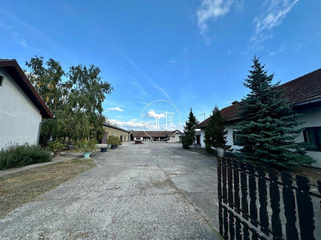 Eladó ipari ingatlan, Ásotthalmán 95.25 M Ft