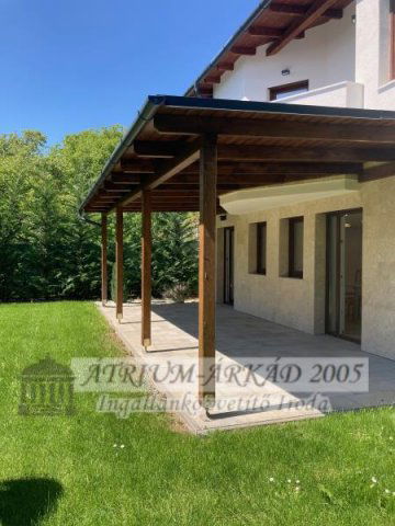 Eladó téglalakás, Budaörsön 145 M Ft, 3 szobás