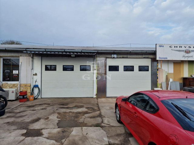 Kiadó üzlethelyiség, Székesfehérvárott 350 E Ft / hó