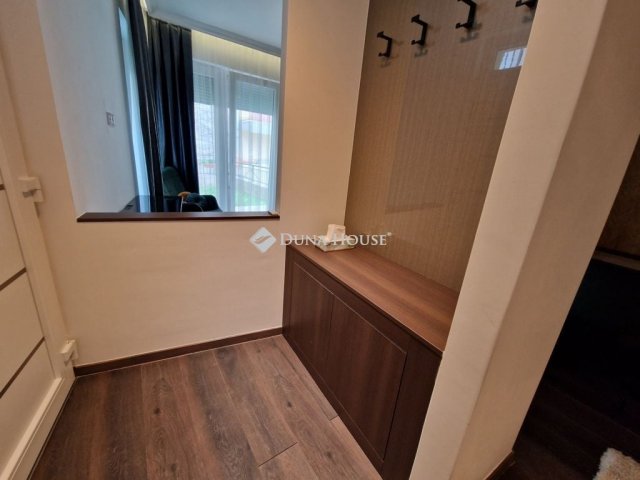 Kiadó téglalakás, albérlet, Kecskeméten 260 E Ft / hó