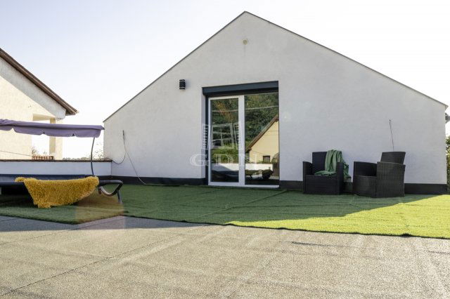 Eladó családi ház, Gödöllőn 279 M Ft, 5 szobás